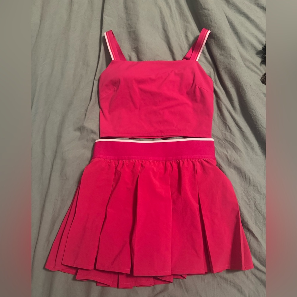 Lululemon Box Pleat Tennis Set